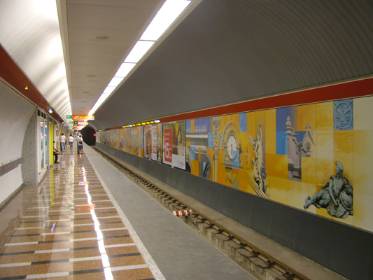 Budapest, M2 metró, Keleti pályaudvar, bélyegkép