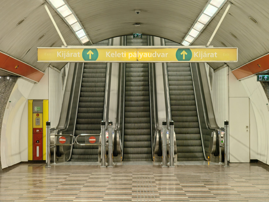 Budapest, M2 metró, Keleti pályaudvar, bélyegkép