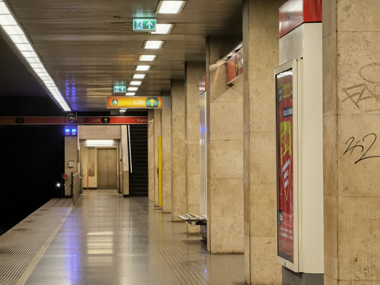 Budapest, M2 metró, Puskás Ferenc stadion, bélyegkép