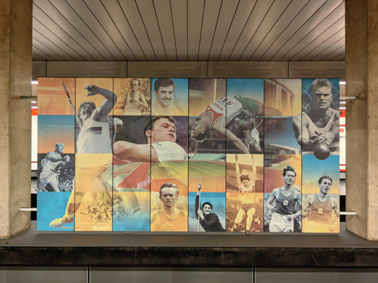 Budapest, M2 metró, Puskás Ferenc stadion, bélyegkép