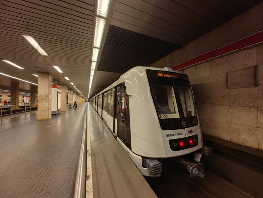 Budapest, M2 metró, Puskás Ferenc stadion, bélyegkép