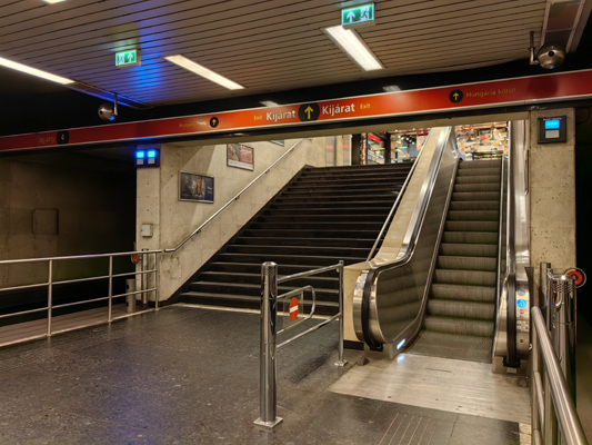 Budapest, M2 metró, Puskás Ferenc stadion, bélyegkép