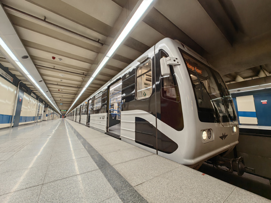 Budapest, M3 metró, Gyöngyösi utca, bélyegkép