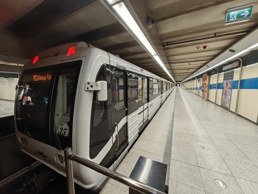 Budapest, M3 metró, Gyöngyösi utca, bélyegkép