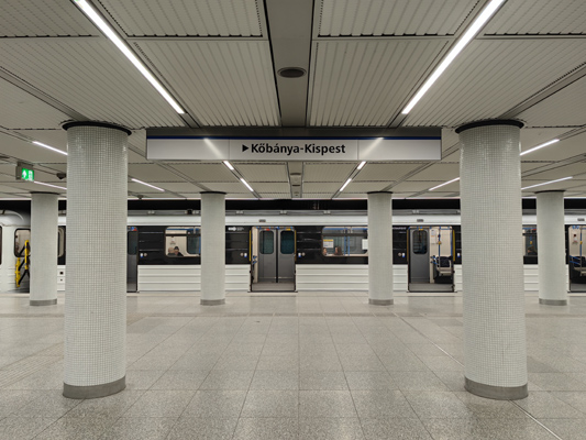 Budapest, M3 metró, Deák Ferenc tér, bélyegkép