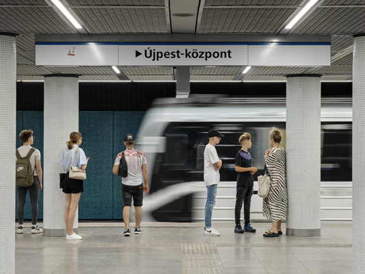 Budapest, M3 metró, Deák Ferenc tér, bélyegkép