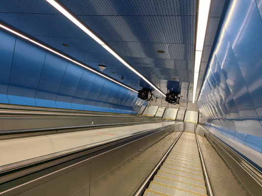 Budapest, M3 metró, Deák Ferenc tér, bélyegkép