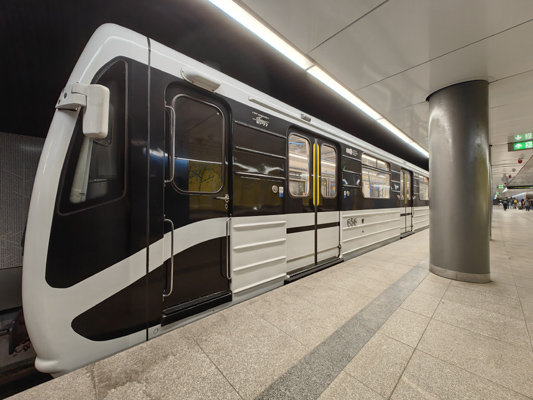 Budapest, M3 metró, Kálvin tér, bélyegkép