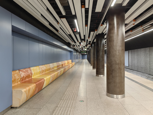 Budapest, M3 metró, Corvin-negyed, bélyegkép