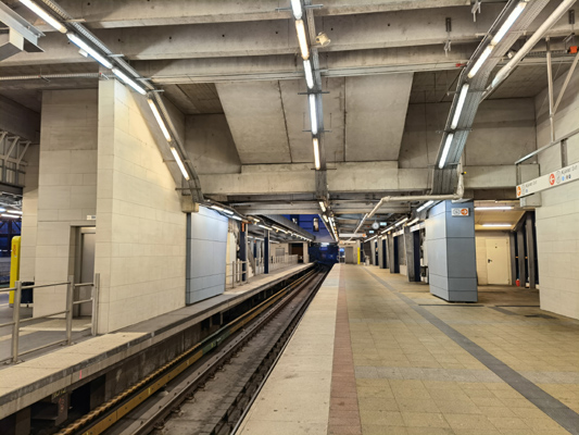 Budapest, M3 metró, Kőbánya-Kispest, bélyegkép