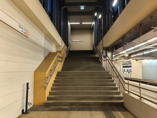 Budapest, M3 metró, Kőbánya-Kispest, bélyegkép