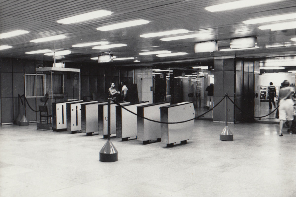 Budapest, M3 metró, Lehel tér, bélyegkép