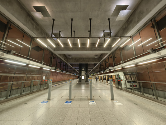 Budapest, M4 metró, Kelenföld vasútállomás, bélyegkép