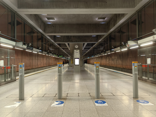 Budapest, M4 metró, Kelenföld vasútállomás, bélyegkép