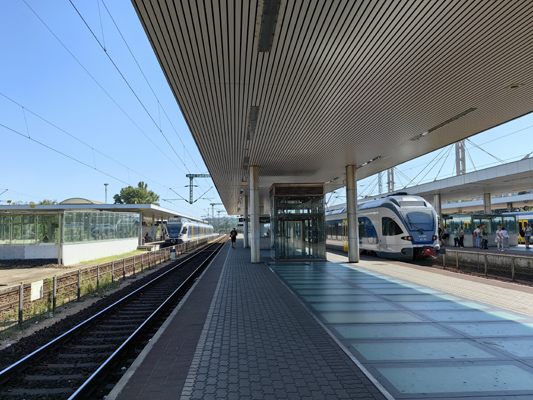 Budapest, M4 metró, Kelenföld vasútállomás, bélyegkép