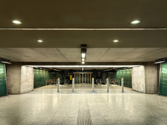 Budapest, M4 metró, Újbuda-központ, bélyegkép