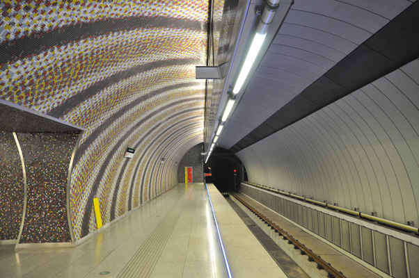 Budapest, M4 metró, Szent Gellért tér - Műegyetem, bélyegkép
