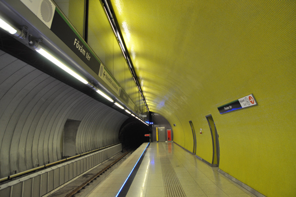 Budapest, M4 metró, Fővám tér, bélyegkép