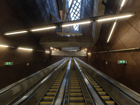 Budapest, M4 metró, Fővám tér, bélyegkép