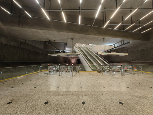 Budapest, M4 metró, Kálvin tér, bélyegkép