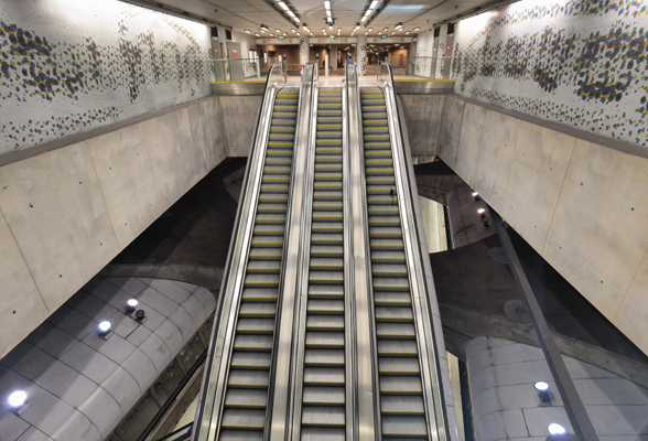 Budapest, M4 metró, Kálvin tér, bélyegkép