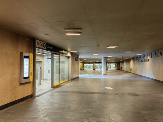 Budapest, M4 metró, Kálvin tér, bélyegkép