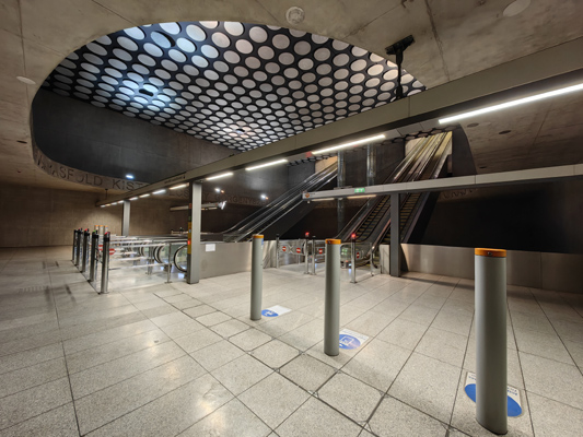 Budapest, M4 metró, Rákóczi tér, bélyegkép