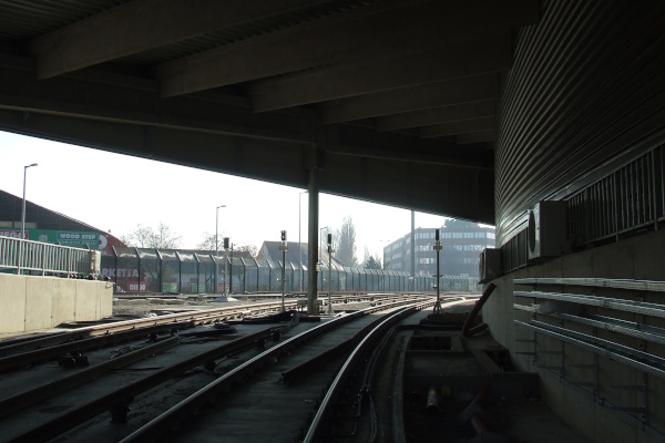 Budapest, M4 metró, járműtelep, bélyegkép