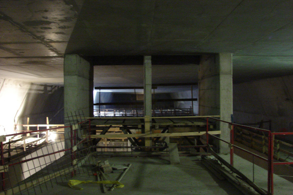 Budapest, M4 metró, Újbuda-központ, bélyegkép