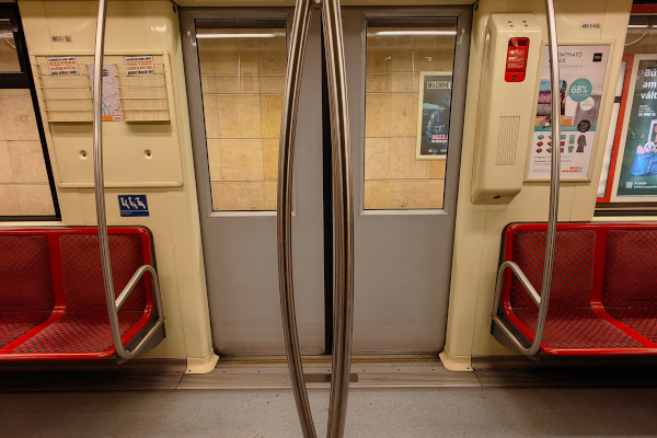 Budapest, Alstom METROPOLIS AM5-M2 jármű, bélyegkép